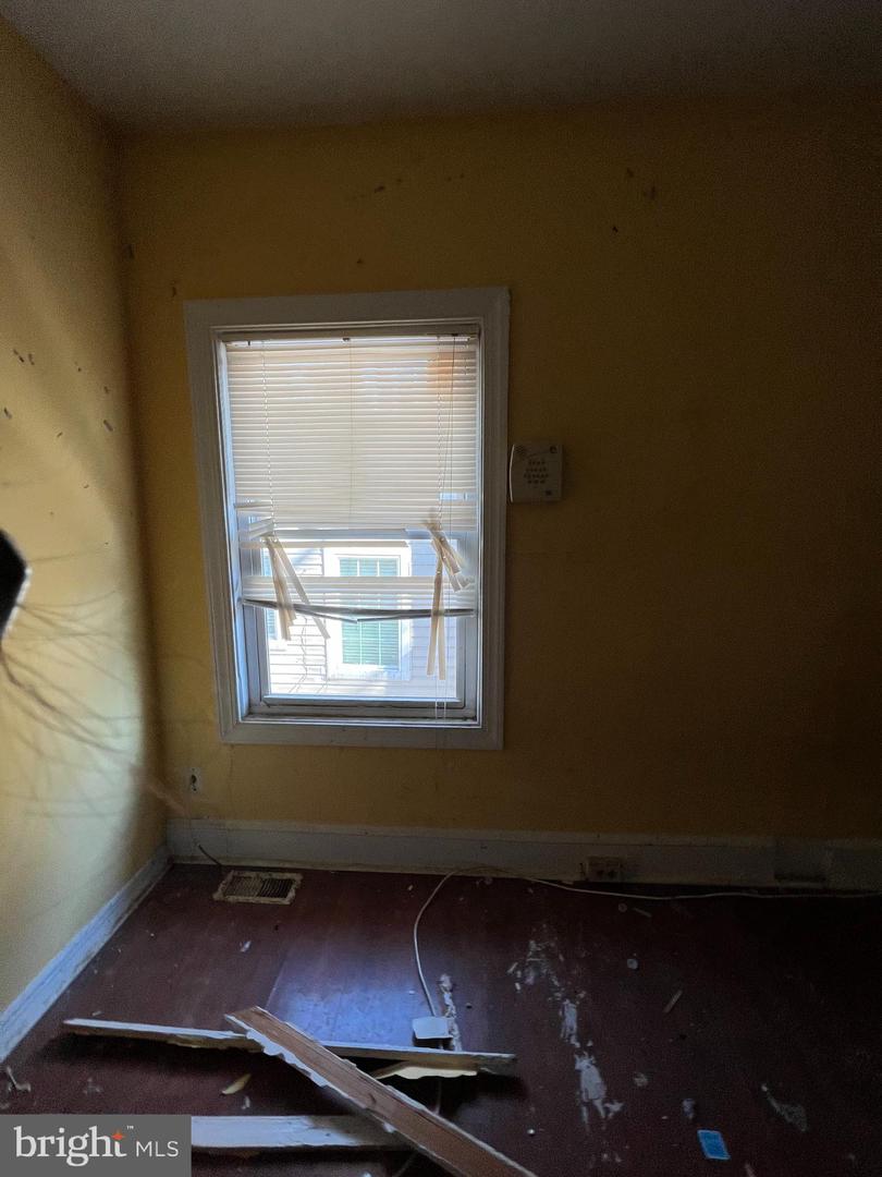 4530 DIX ST NE, WASHINGTON, District Of Columbia 20019, 2 Bedrooms Bedrooms, ,1 BathroomBathrooms,Residential,For sale,4530 DIX ST NE,DCDC2246026 MLS # DCDC2246026