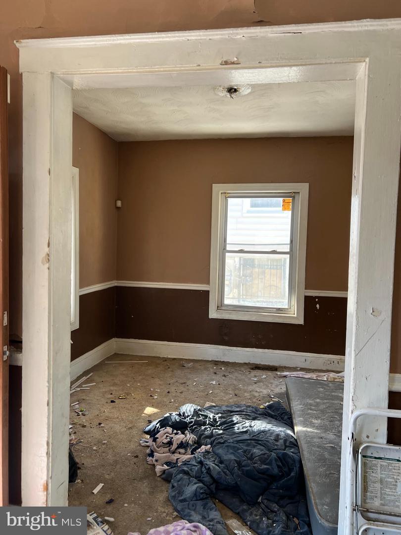 4530 DIX ST NE, WASHINGTON, District Of Columbia 20019, 2 Bedrooms Bedrooms, ,1 BathroomBathrooms,Residential,For sale,4530 DIX ST NE,DCDC2246026 MLS # DCDC2246026