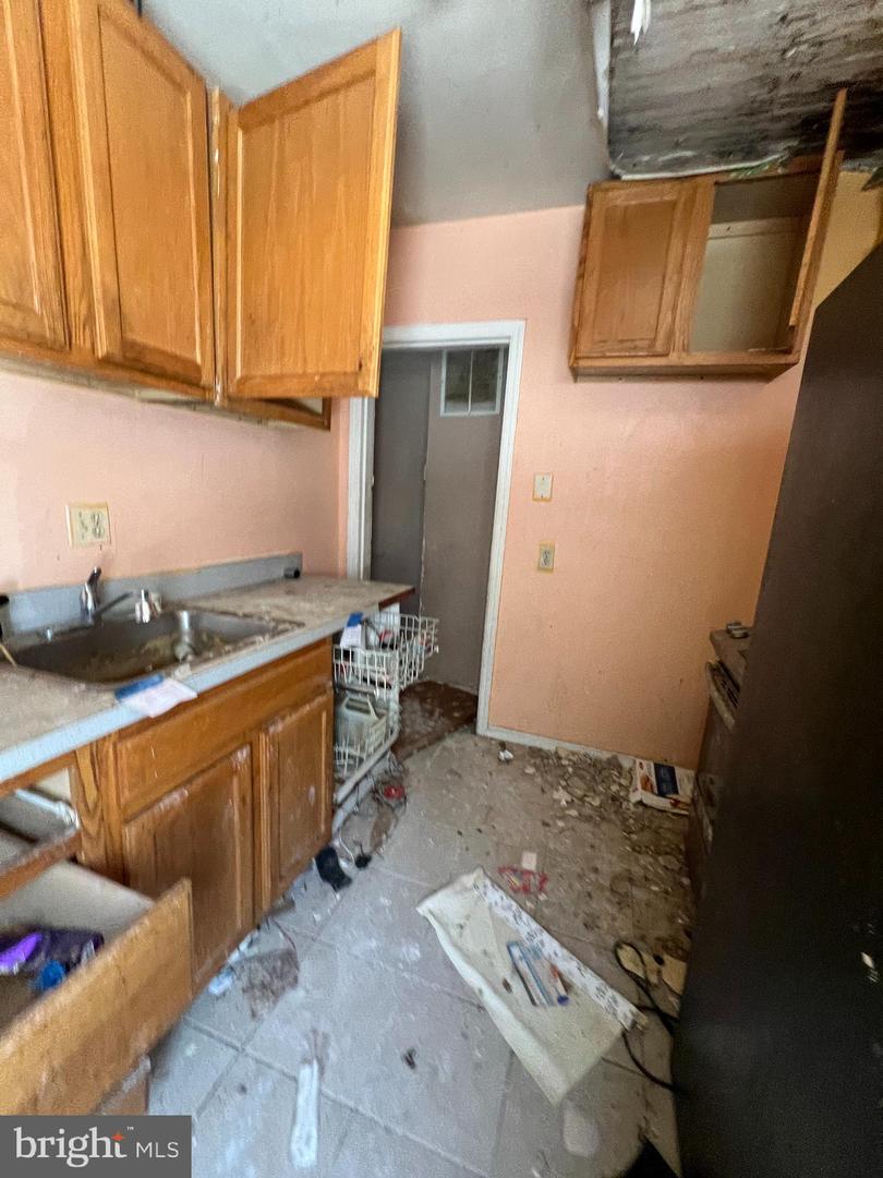 4530 DIX ST NE, WASHINGTON, District Of Columbia 20019, 2 Bedrooms Bedrooms, ,1 BathroomBathrooms,Residential,For sale,4530 DIX ST NE,DCDC2246026 MLS # DCDC2246026