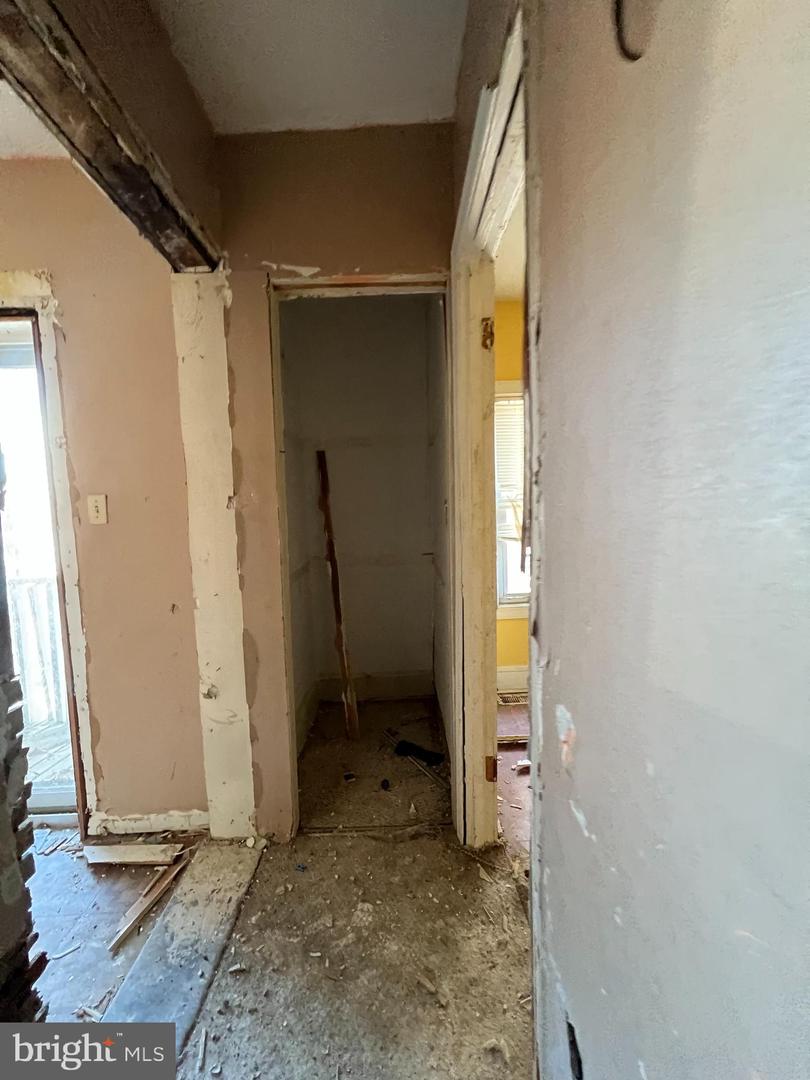 4530 DIX ST NE, WASHINGTON, District Of Columbia 20019, 2 Bedrooms Bedrooms, ,1 BathroomBathrooms,Residential,For sale,4530 DIX ST NE,DCDC2246026 MLS # DCDC2246026