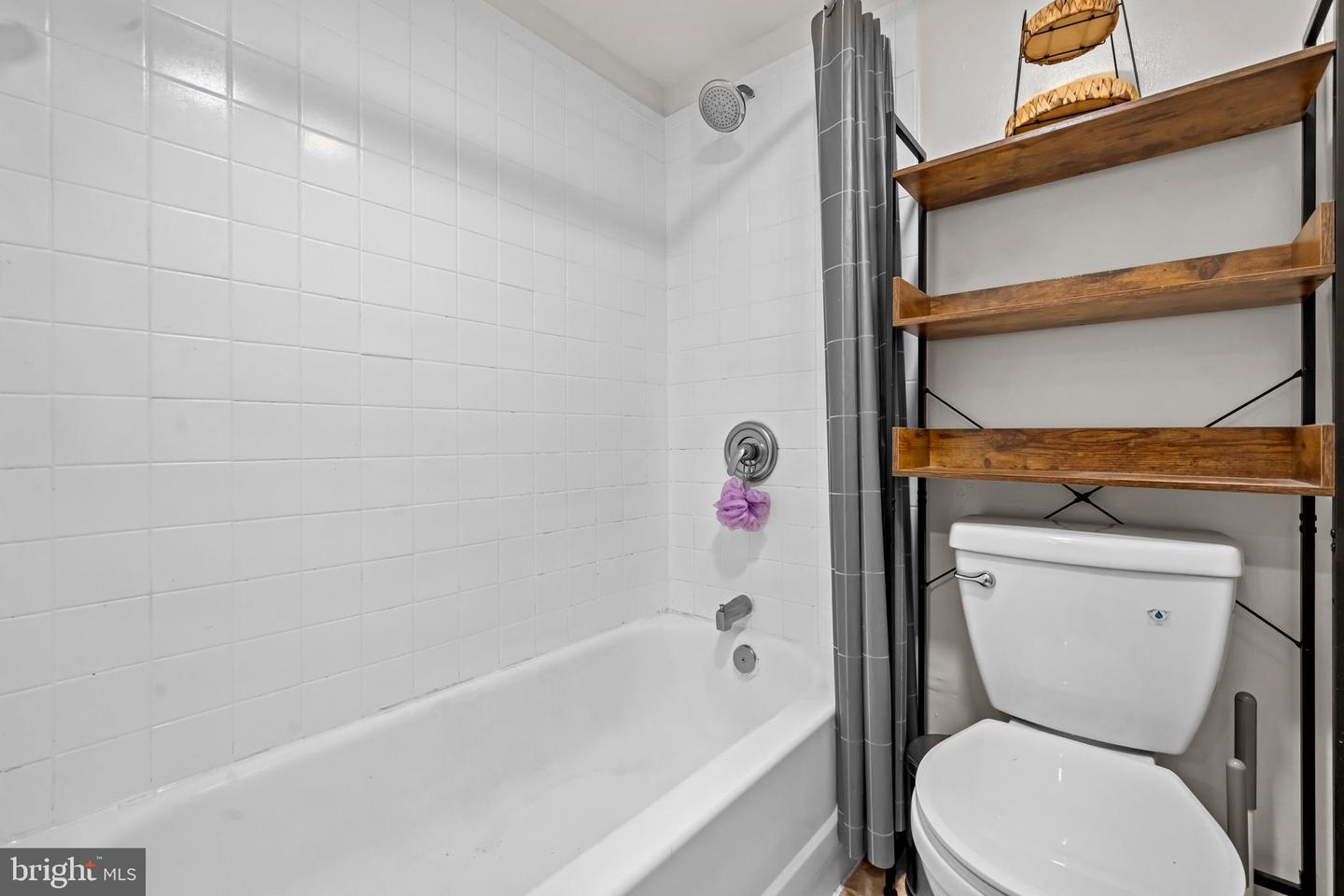 2032 15TH ST NW #2, WASHINGTON, District Of Columbia 20009, 1 Bedroom Bedrooms, ,1 BathroomBathrooms,Residential,For sale,2032 15TH ST NW #2,DCDC2246034 MLS # DCDC2246034 2032 15TH ST NW #2, WASHINGTON, District Of Columbia 20009, 1 Bedroom Bedrooms, ,1 BathroomBathrooms,Residential,For sale,2032 15TH ST NW #2,DCDC2246034 MLS # DCDC2246034