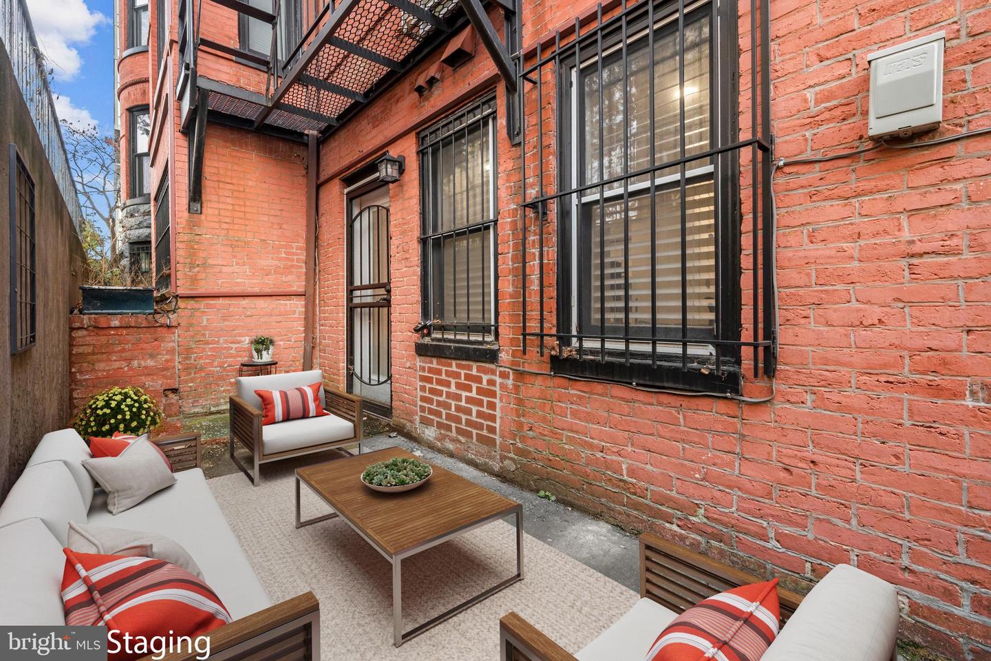 2032 15TH ST NW #2, WASHINGTON, District Of Columbia 20009, 1 Bedroom Bedrooms, ,1 BathroomBathrooms,Residential,For sale,2032 15TH ST NW #2,DCDC2246034 MLS # DCDC2246034 2032 15TH ST NW #2, WASHINGTON, District Of Columbia 20009, 1 Bedroom Bedrooms, ,1 BathroomBathrooms,Residential,For sale,2032 15TH ST NW #2,DCDC2246034 MLS # DCDC2246034