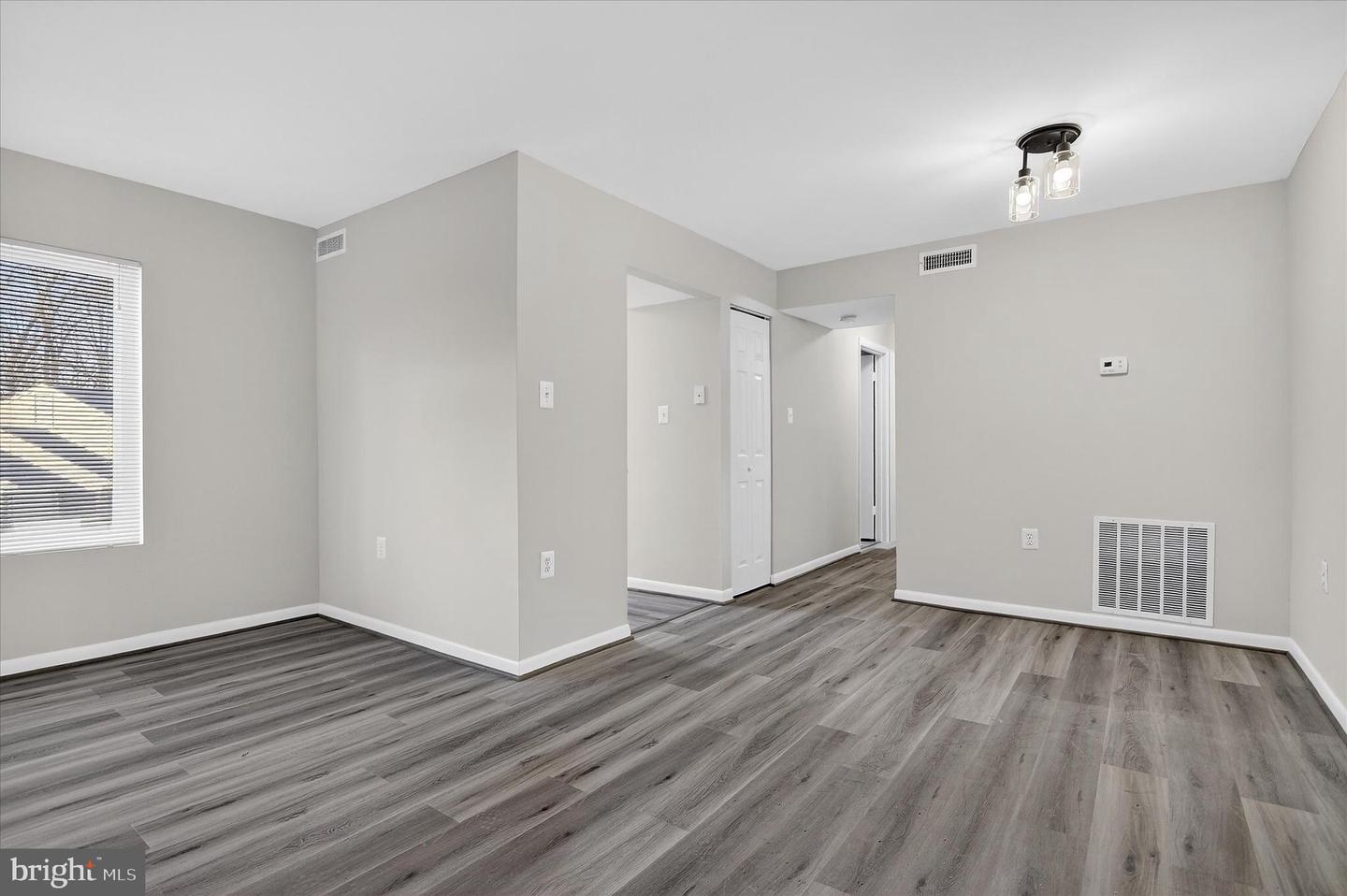 10320 LURIA COMMONS CT #3I, BURKE, Virginia 22015, 2 Bedrooms Bedrooms, ,1 BathroomBathrooms,Residential,For sale,10320 LURIA COMMONS CT #3I,VAFX2291044 MLS # VAFX2291044