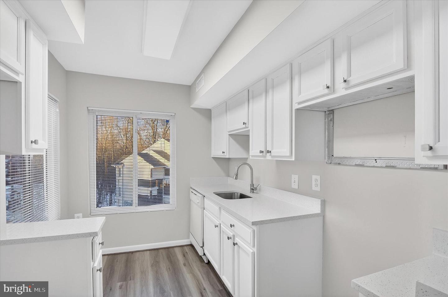 10320 LURIA COMMONS CT #3I, BURKE, Virginia 22015, 2 Bedrooms Bedrooms, ,1 BathroomBathrooms,Residential,For sale,10320 LURIA COMMONS CT #3I,VAFX2291044 MLS # VAFX2291044