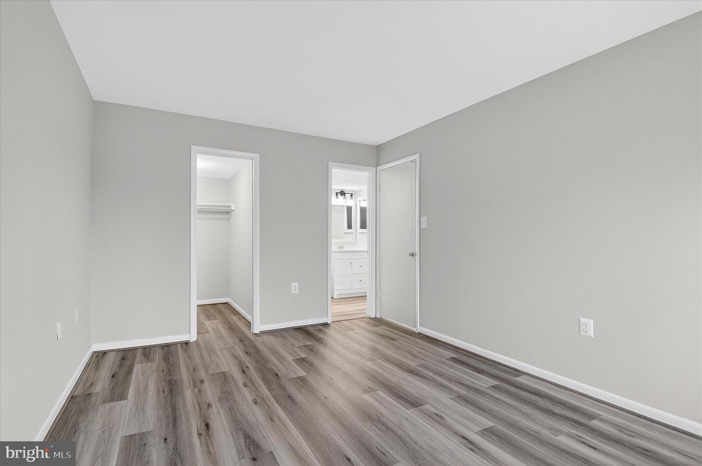 10320 LURIA COMMONS CT #3I, BURKE, Virginia 22015, 2 Bedrooms Bedrooms, ,1 BathroomBathrooms,Residential,For sale,10320 LURIA COMMONS CT #3I,VAFX2291044 MLS # VAFX2291044