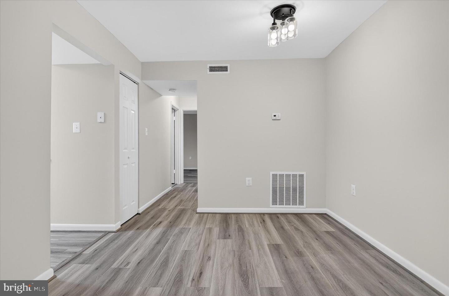 10320 LURIA COMMONS CT #3I, BURKE, Virginia 22015, 2 Bedrooms Bedrooms, ,1 BathroomBathrooms,Residential,For sale,10320 LURIA COMMONS CT #3I,VAFX2291044 MLS # VAFX2291044