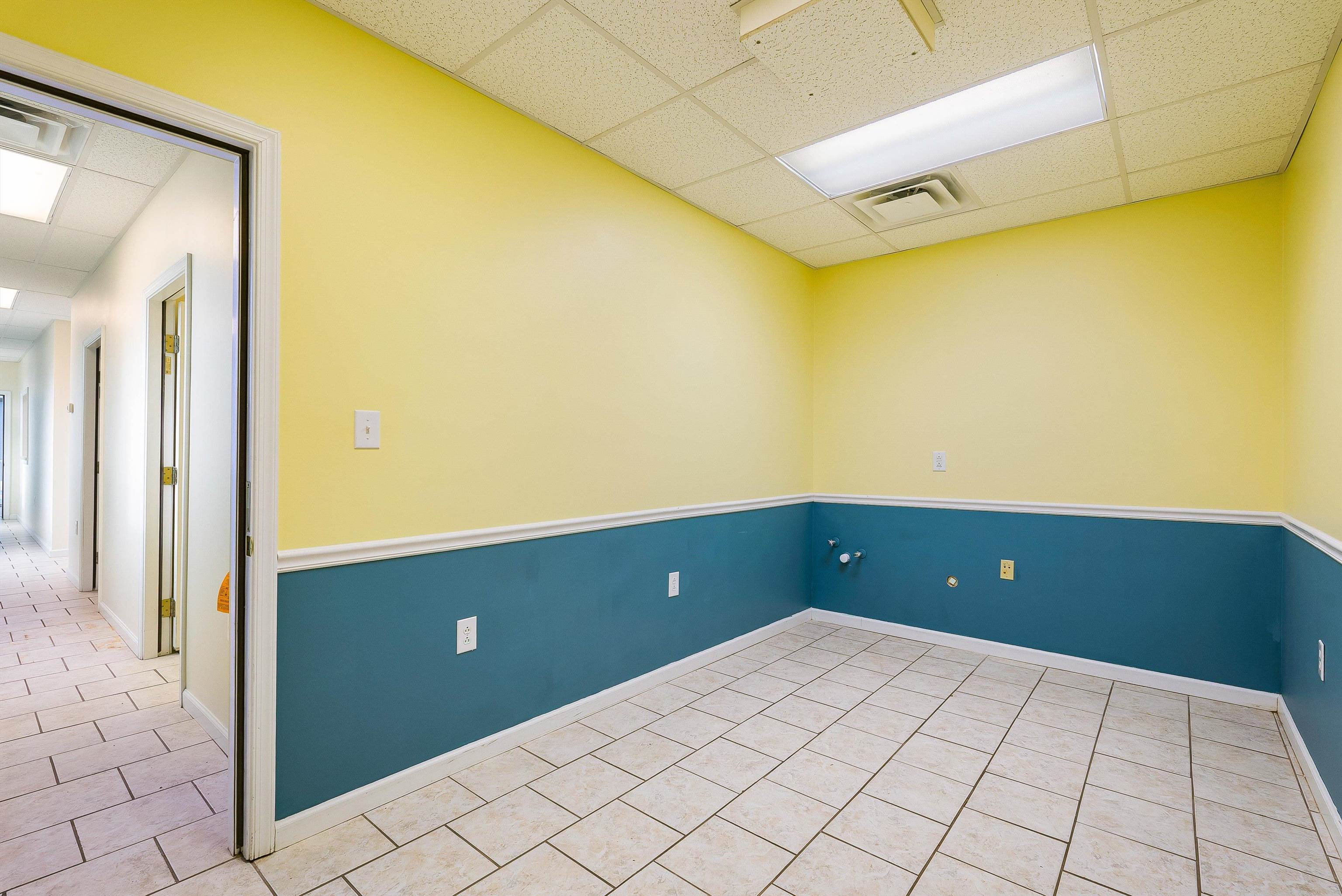 516 FIRST ST, SHENANDOAH, Virginia 22849, ,Commercial,516 FIRST ST,673274 MLS # 673274