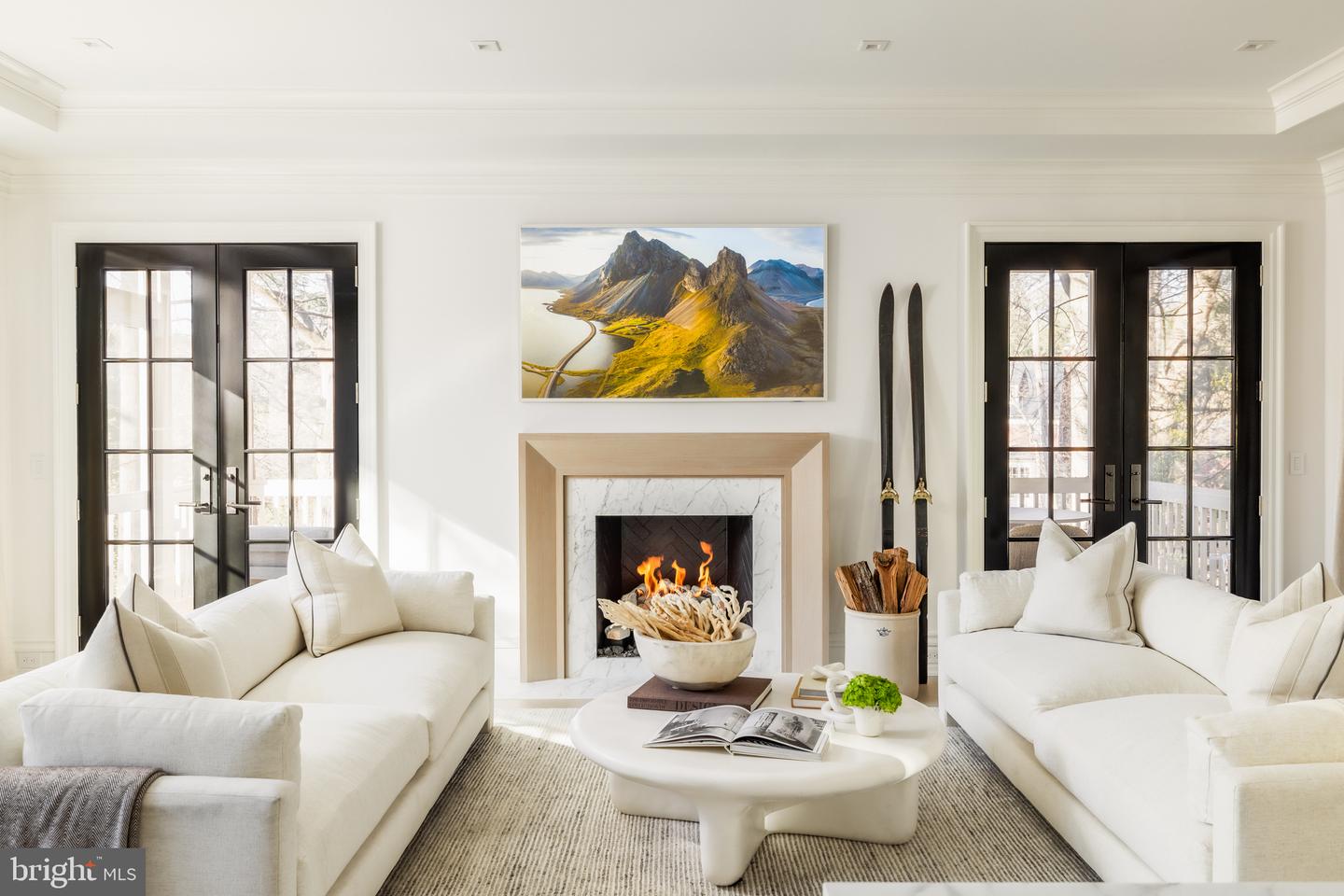 4939 QUEBEC ST NW, WASHINGTON, District Of Columbia 20016, 6 Bedrooms Bedrooms, ,5 BathroomsBathrooms,Residential,For sale,4939 QUEBEC ST NW,DCDC2241230 MLS # DCDC2241230