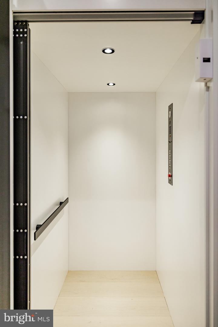 4939 QUEBEC ST NW, WASHINGTON, District Of Columbia 20016, 6 Bedrooms Bedrooms, ,5 BathroomsBathrooms,Residential,For sale,4939 QUEBEC ST NW,DCDC2241230 MLS # DCDC2241230