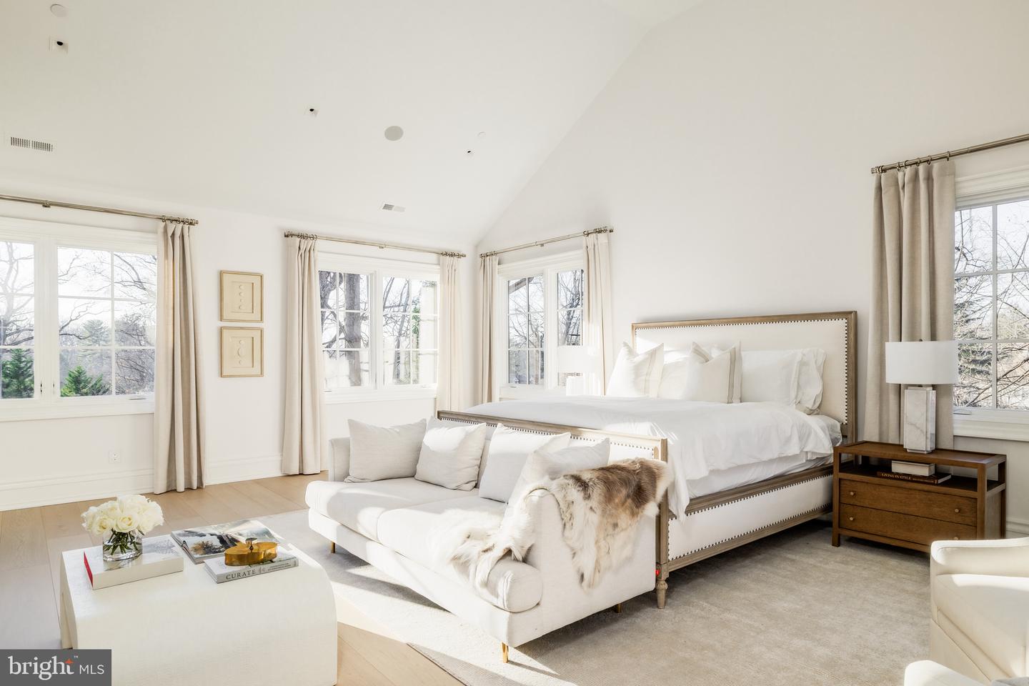 4939 QUEBEC ST NW, WASHINGTON, District Of Columbia 20016, 6 Bedrooms Bedrooms, ,5 BathroomsBathrooms,Residential,For sale,4939 QUEBEC ST NW,DCDC2241230 MLS # DCDC2241230