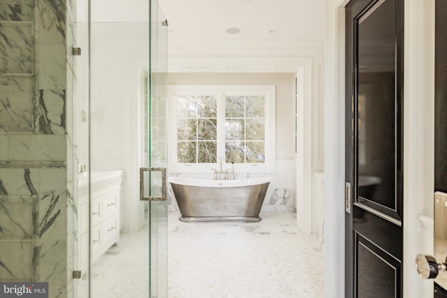 4939 QUEBEC ST NW, WASHINGTON, District Of Columbia 20016, 6 Bedrooms Bedrooms, ,5 BathroomsBathrooms,Residential,For sale,4939 QUEBEC ST NW,DCDC2241230 MLS # DCDC2241230