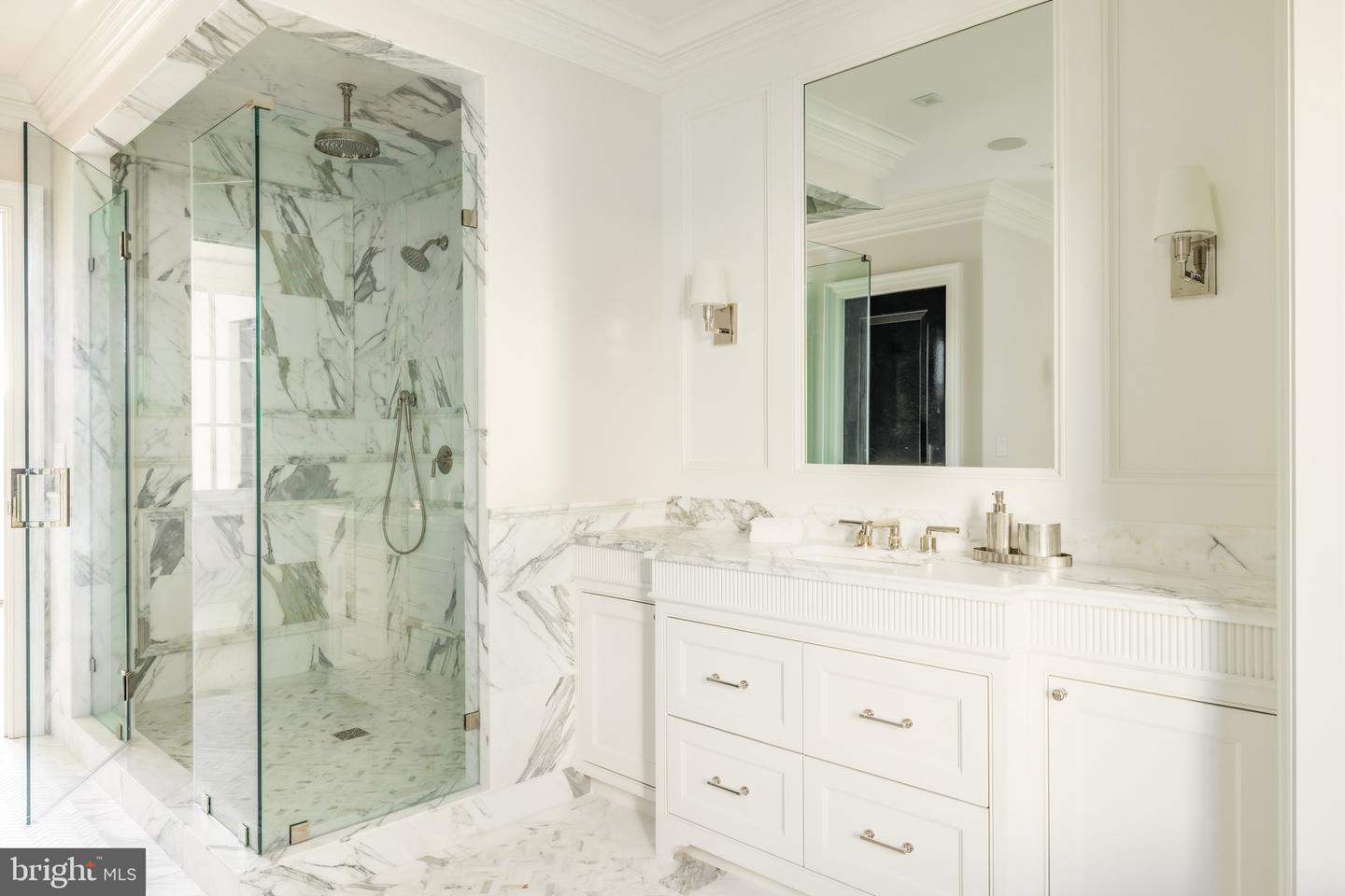 4939 QUEBEC ST NW, WASHINGTON, District Of Columbia 20016, 6 Bedrooms Bedrooms, ,5 BathroomsBathrooms,Residential,For sale,4939 QUEBEC ST NW,DCDC2241230 MLS # DCDC2241230