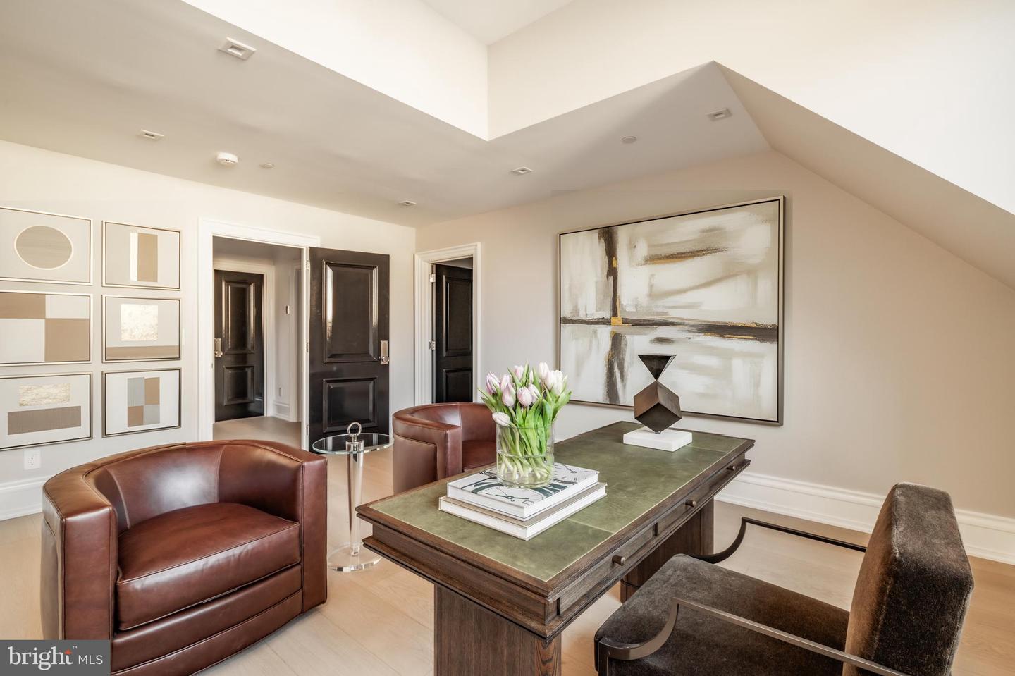 4939 QUEBEC ST NW, WASHINGTON, District Of Columbia 20016, 6 Bedrooms Bedrooms, ,5 BathroomsBathrooms,Residential,For sale,4939 QUEBEC ST NW,DCDC2241230 MLS # DCDC2241230