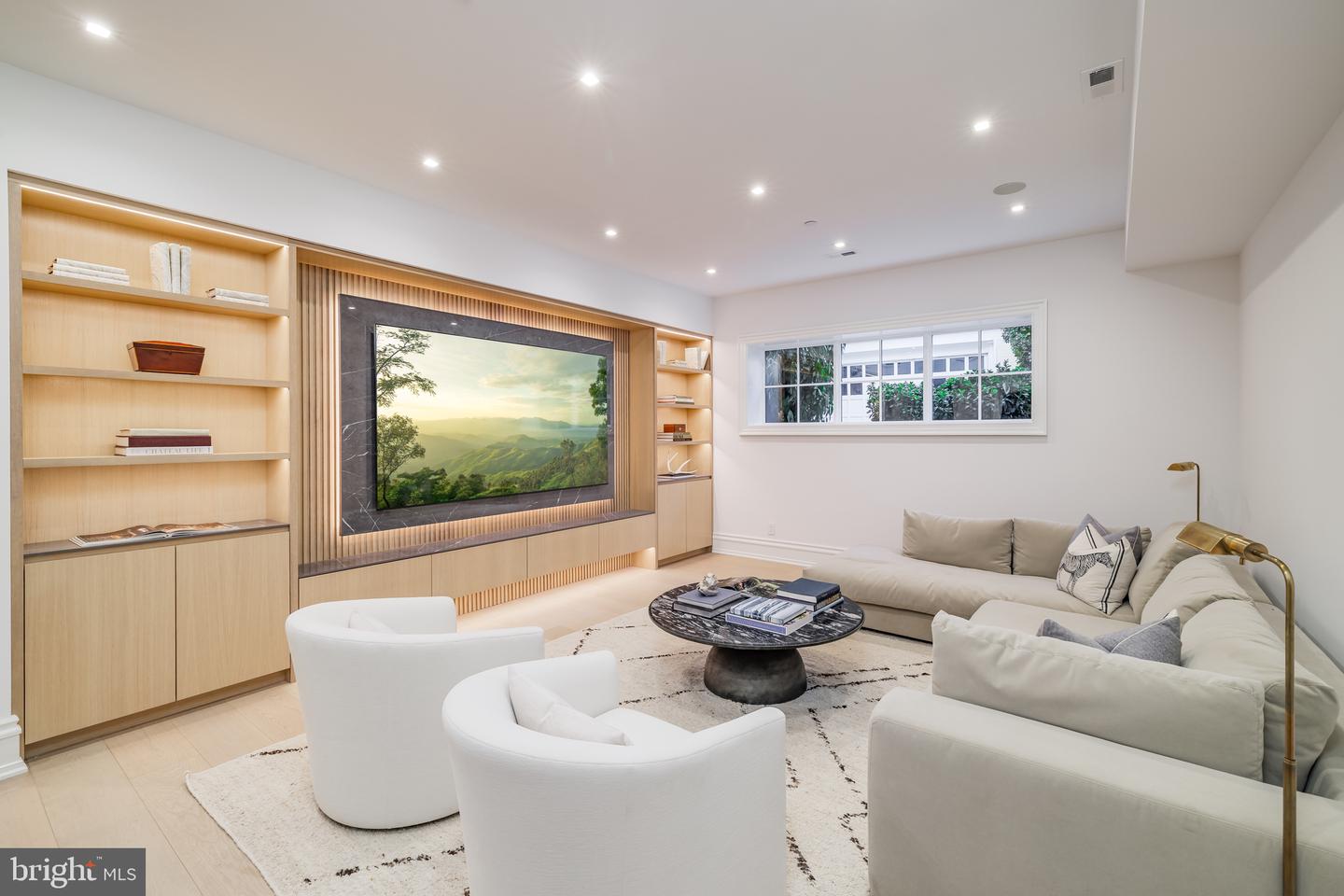 4939 QUEBEC ST NW, WASHINGTON, District Of Columbia 20016, 6 Bedrooms Bedrooms, ,5 BathroomsBathrooms,Residential,For sale,4939 QUEBEC ST NW,DCDC2241230 MLS # DCDC2241230