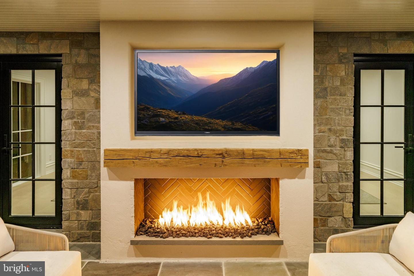 4939 QUEBEC ST NW, WASHINGTON, District Of Columbia 20016, 6 Bedrooms Bedrooms, ,5 BathroomsBathrooms,Residential,For sale,4939 QUEBEC ST NW,DCDC2241230 MLS # DCDC2241230