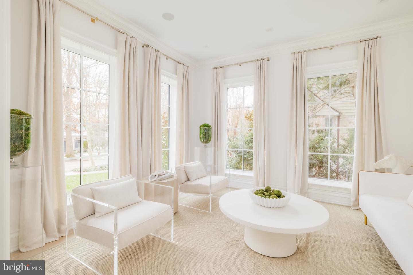 4939 QUEBEC ST NW, WASHINGTON, District Of Columbia 20016, 6 Bedrooms Bedrooms, ,5 BathroomsBathrooms,Residential,For sale,4939 QUEBEC ST NW,DCDC2241230 MLS # DCDC2241230