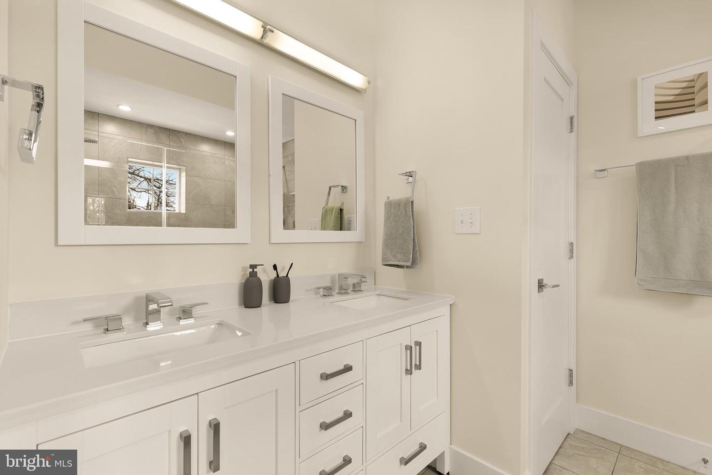 1822 TAYLOR ST NE, WASHINGTON, District Of Columbia 20018, 4 Bedrooms Bedrooms, ,3 BathroomsBathrooms,Residential,For sale,1822 TAYLOR ST NE,DCDC2243614 MLS # DCDC2243614