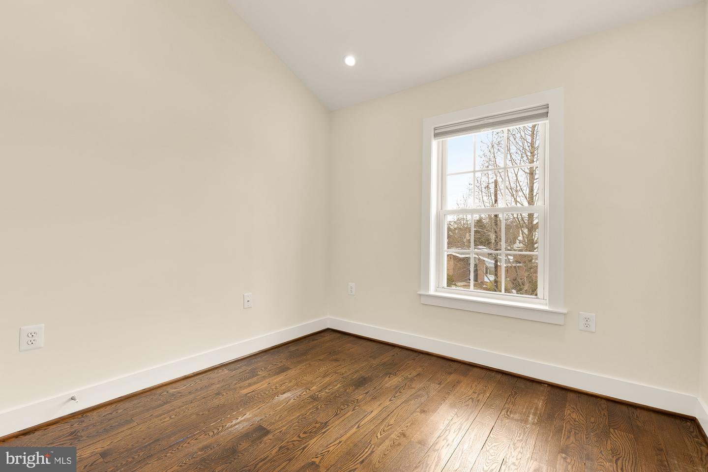 1822 TAYLOR ST NE, WASHINGTON, District Of Columbia 20018, 4 Bedrooms Bedrooms, ,3 BathroomsBathrooms,Residential,For sale,1822 TAYLOR ST NE,DCDC2243614 MLS # DCDC2243614