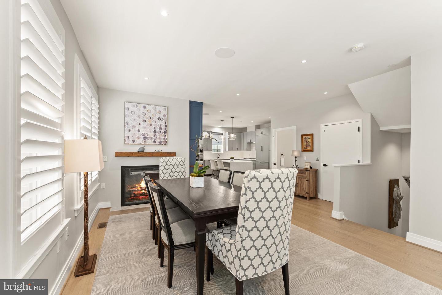 221 MONTGOMERY ST, ALEXANDRIA, Virginia 22314, 3 Bedrooms Bedrooms, ,3 BathroomsBathrooms,Residential,For sale,221 MONTGOMERY ST,VAAX2053822 MLS # VAAX2053822