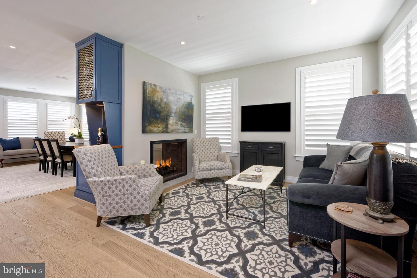 221 MONTGOMERY ST, ALEXANDRIA, Virginia 22314, 3 Bedrooms Bedrooms, ,3 BathroomsBathrooms,Residential,For sale,221 MONTGOMERY ST,VAAX2053822 MLS # VAAX2053822