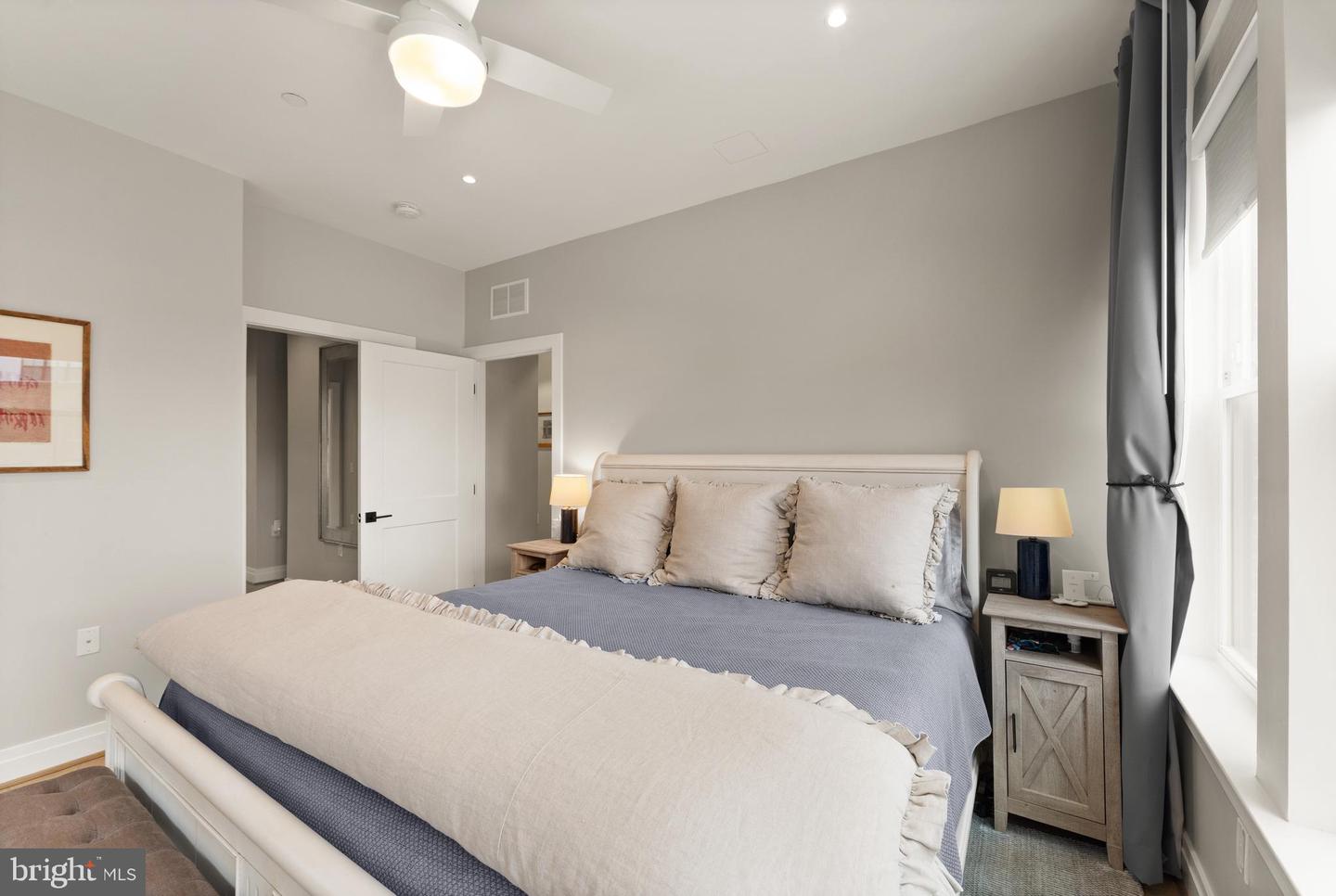 221 MONTGOMERY ST, ALEXANDRIA, Virginia 22314, 3 Bedrooms Bedrooms, ,3 BathroomsBathrooms,Residential,For sale,221 MONTGOMERY ST,VAAX2053822 MLS # VAAX2053822