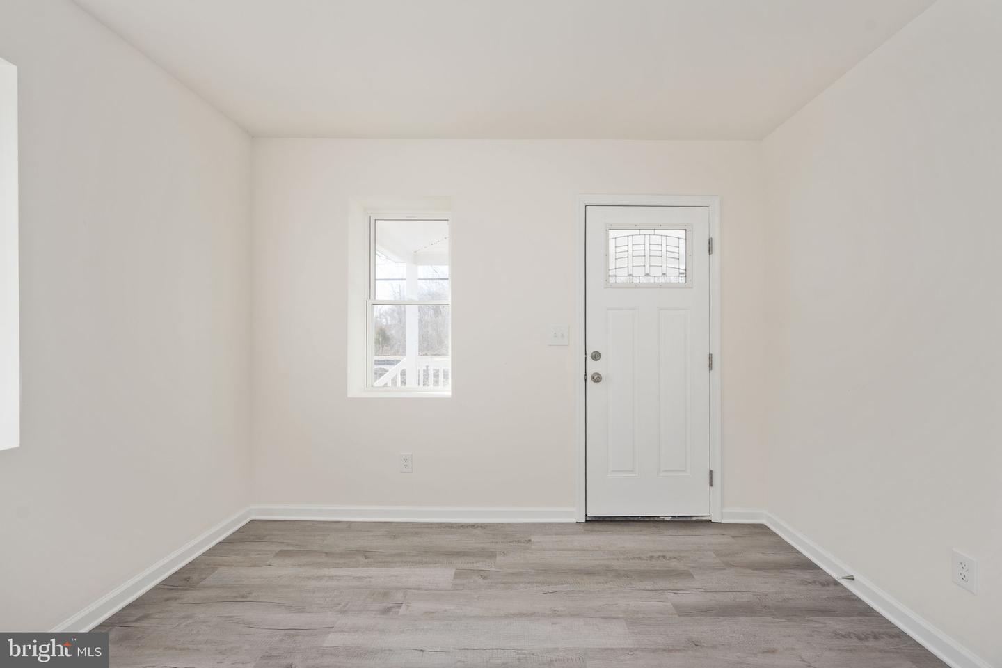 8061 JAMES MADISON PKWY, KING GEORGE, Virginia 22485, 2 Bedrooms Bedrooms, ,1 BathroomBathrooms,Residential,For sale,8061 JAMES MADISON PKWY,VAKG2007604 MLS # VAKG2007604