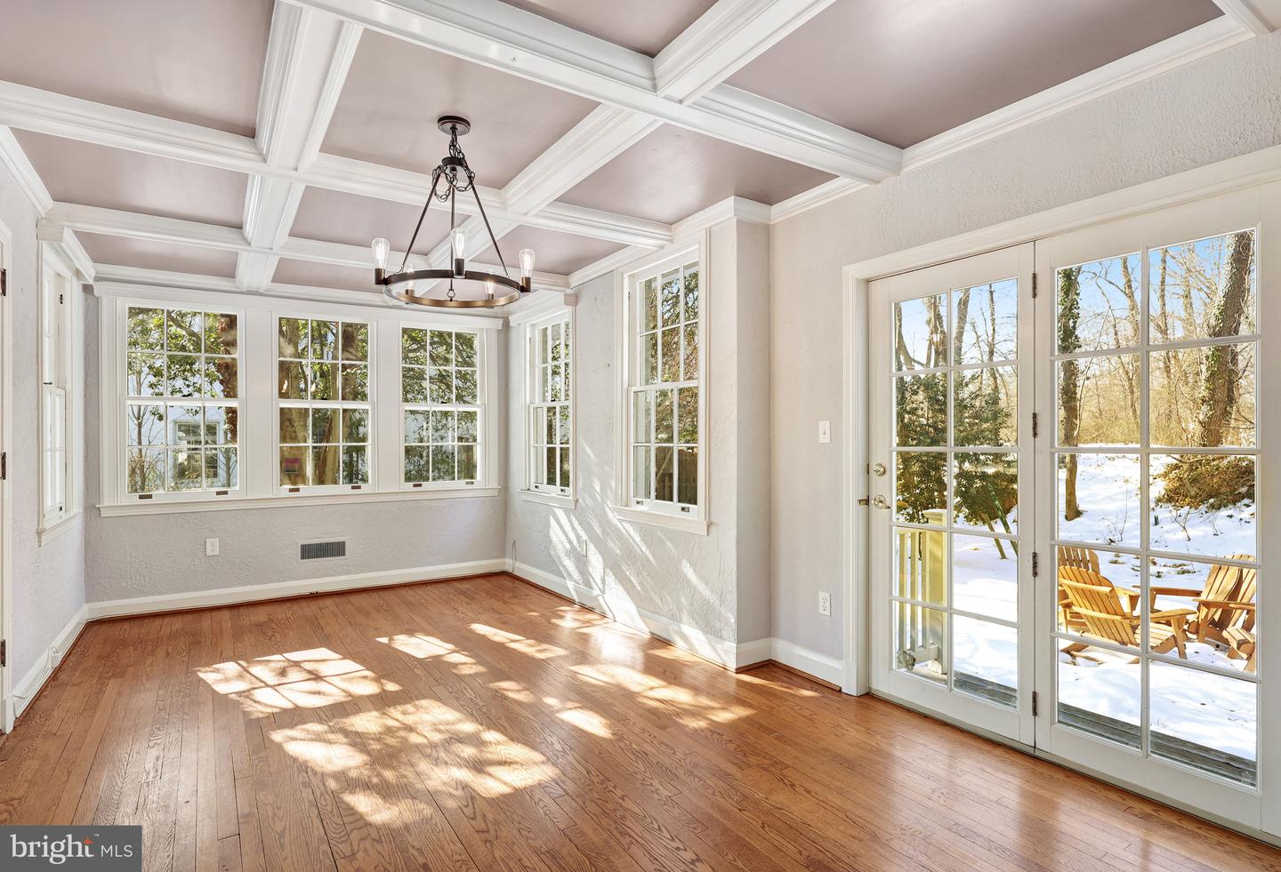 3916 MILITARY RD, ARLINGTON, Virginia 22207, 3 Bedrooms Bedrooms, ,3 BathroomsBathrooms,Residential,For sale,3916 MILITARY RD,VAAR2068652 MLS # VAAR2068652