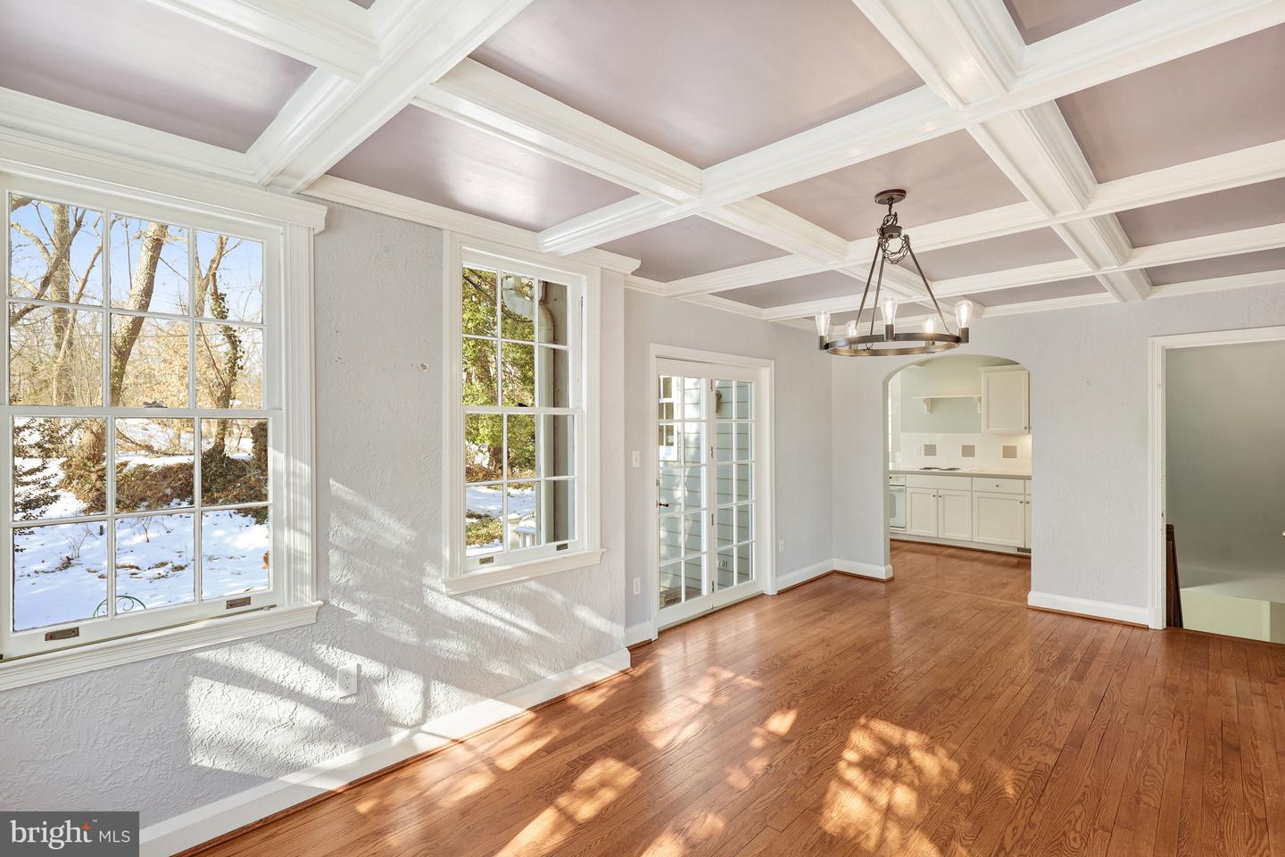 3916 MILITARY RD, ARLINGTON, Virginia 22207, 3 Bedrooms Bedrooms, ,3 BathroomsBathrooms,Residential,For sale,3916 MILITARY RD,VAAR2068652 MLS # VAAR2068652