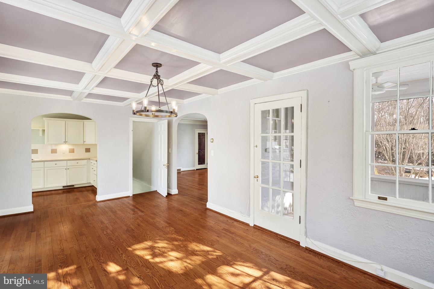 3916 MILITARY RD, ARLINGTON, Virginia 22207, 3 Bedrooms Bedrooms, ,3 BathroomsBathrooms,Residential,For sale,3916 MILITARY RD,VAAR2068652 MLS # VAAR2068652