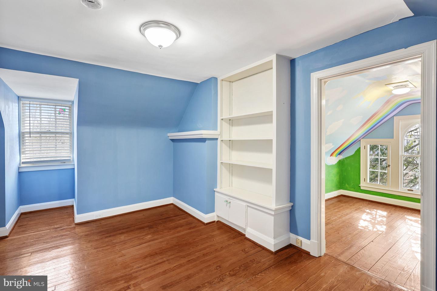 3916 MILITARY RD, ARLINGTON, Virginia 22207, 3 Bedrooms Bedrooms, ,3 BathroomsBathrooms,Residential,For sale,3916 MILITARY RD,VAAR2068652 MLS # VAAR2068652