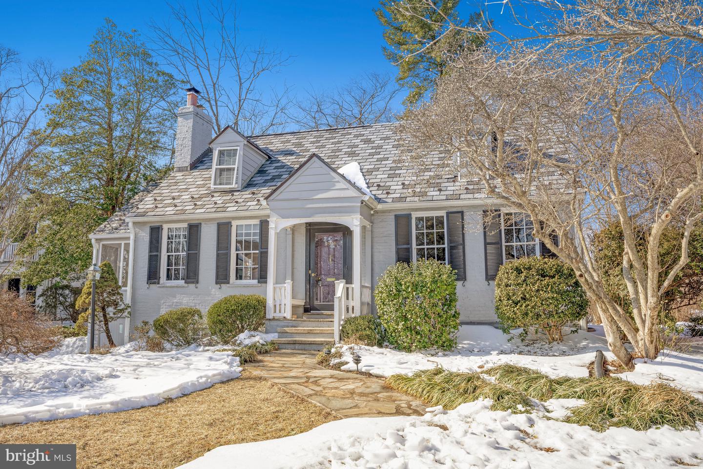 3916 MILITARY RD, ARLINGTON, Virginia 22207, 3 Bedrooms Bedrooms, ,3 BathroomsBathrooms,Residential,For sale,3916 MILITARY RD,VAAR2068652 MLS # VAAR2068652