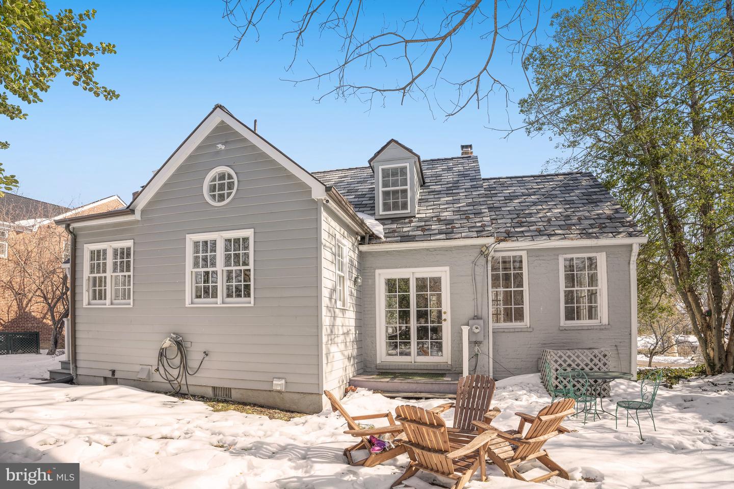 3916 MILITARY RD, ARLINGTON, Virginia 22207, 3 Bedrooms Bedrooms, ,3 BathroomsBathrooms,Residential,For sale,3916 MILITARY RD,VAAR2068652 MLS # VAAR2068652