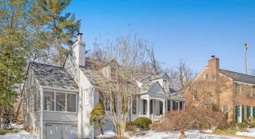 3916 MILITARY RD, ARLINGTON, Virginia 22207, 3 Bedrooms Bedrooms, ,3 BathroomsBathrooms,Residential,For sale,3916 MILITARY RD,VAAR2068652 MLS # VAAR2068652