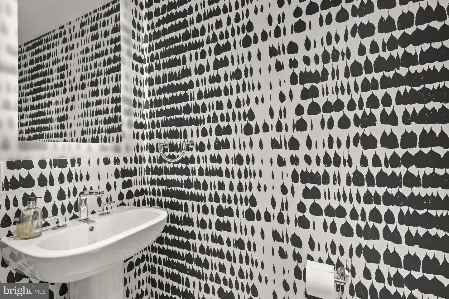 2501 M ST NW #311, WASHINGTON, District Of Columbia 20037, 2 Bedrooms Bedrooms, ,2 BathroomsBathrooms,Residential,For sale,2501 M ST NW #311,DCDC2245380 MLS # DCDC2245380 2501 M ST NW #311, WASHINGTON, District Of Columbia 20037, 2 Bedrooms Bedrooms, ,2 BathroomsBathrooms,Residential,For sale,2501 M ST NW #311,DCDC2245380 MLS # DCDC2245380