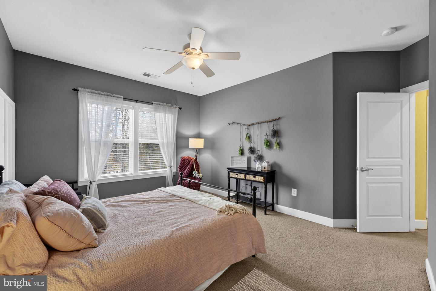 23605 ROUNDUP PL, ALDIE, Virginia 20105, 5 Bedrooms Bedrooms, ,3 BathroomsBathrooms,Residential,For sale,23605 ROUNDUP PL,VALO2115594 MLS # VALO2115594 23605 ROUNDUP PL, ALDIE, Virginia 20105, 5 Bedrooms Bedrooms, ,3 BathroomsBathrooms,Residential,For sale,23605 ROUNDUP PL,VALO2115594 MLS # VALO2115594