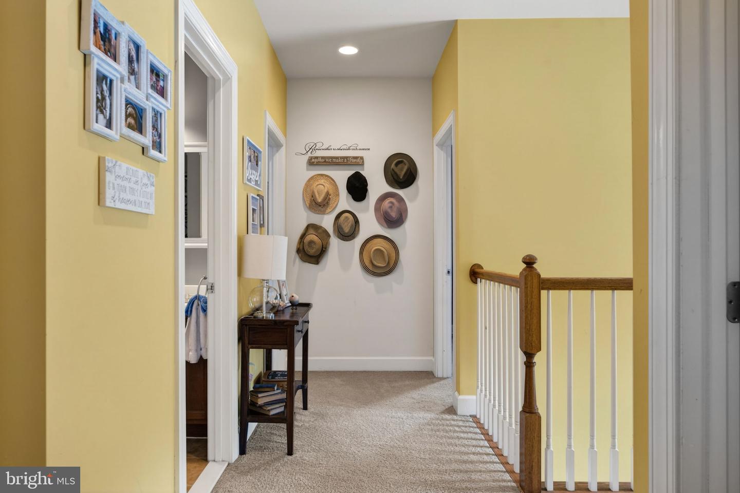 23605 ROUNDUP PL, ALDIE, Virginia 20105, 5 Bedrooms Bedrooms, ,3 BathroomsBathrooms,Residential,For sale,23605 ROUNDUP PL,VALO2115594 MLS # VALO2115594 23605 ROUNDUP PL, ALDIE, Virginia 20105, 5 Bedrooms Bedrooms, ,3 BathroomsBathrooms,Residential,For sale,23605 ROUNDUP PL,VALO2115594 MLS # VALO2115594