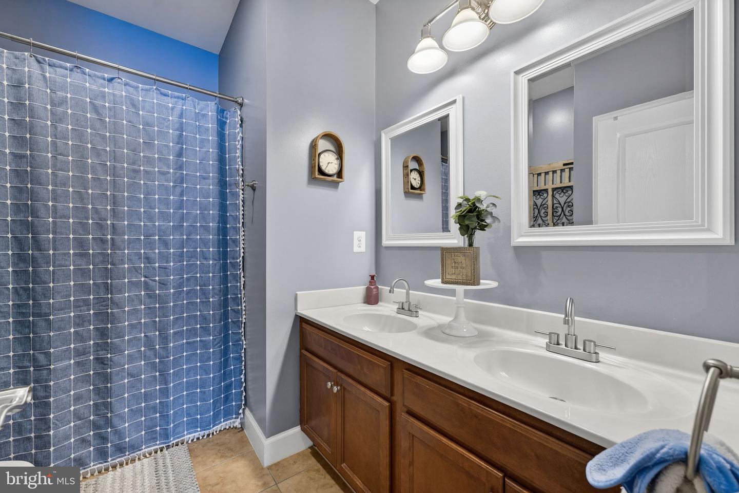 23605 ROUNDUP PL, ALDIE, Virginia 20105, 5 Bedrooms Bedrooms, ,3 BathroomsBathrooms,Residential,For sale,23605 ROUNDUP PL,VALO2115594 MLS # VALO2115594 23605 ROUNDUP PL, ALDIE, Virginia 20105, 5 Bedrooms Bedrooms, ,3 BathroomsBathrooms,Residential,For sale,23605 ROUNDUP PL,VALO2115594 MLS # VALO2115594