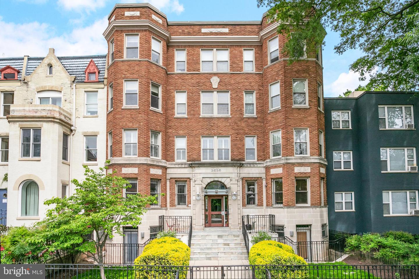 2535 13TH ST NW #5, WASHINGTON, District Of Columbia 20009, 2 Bedrooms Bedrooms, ,2 BathroomsBathrooms,Residential,For sale,2535 13TH ST NW #5,DCDC2245772 MLS # DCDC2245772