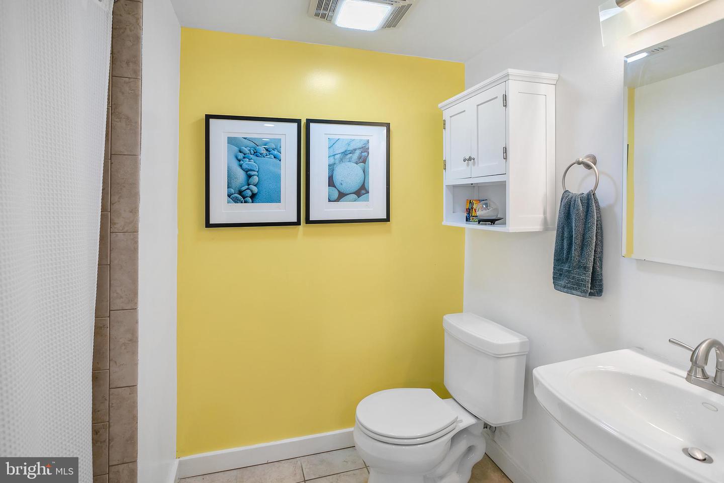 2535 13TH ST NW #5, WASHINGTON, District Of Columbia 20009, 2 Bedrooms Bedrooms, ,2 BathroomsBathrooms,Residential,For sale,2535 13TH ST NW #5,DCDC2245772 MLS # DCDC2245772