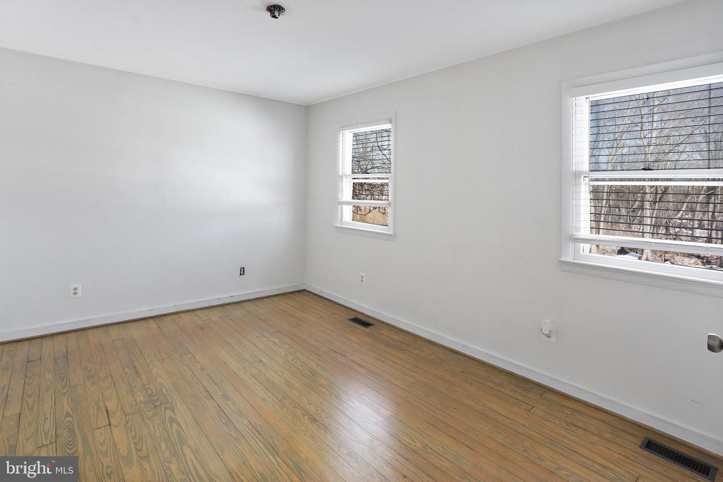 42618 ST CLAIR LN, LEESBURG, Virginia 20176, 4 Bedrooms Bedrooms, ,3 BathroomsBathrooms,Residential,For sale,42618 ST CLAIR LN,VALO2115776 MLS # VALO2115776 42618 ST CLAIR LN, LEESBURG, Virginia 20176, 4 Bedrooms Bedrooms, ,3 BathroomsBathrooms,Residential,For sale,42618 ST CLAIR LN,VALO2115776 MLS # VALO2115776