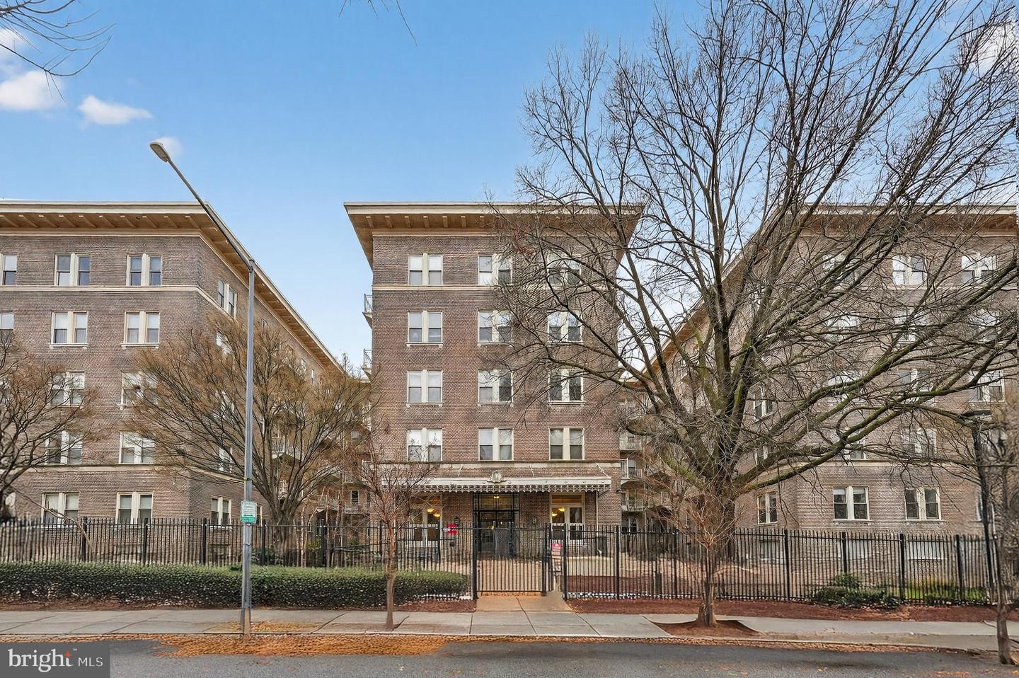 1308 CLIFTON ST NW #312, WASHINGTON, District Of Columbia 20009, 2 Bedrooms Bedrooms, 5 Rooms Rooms,1 BathroomBathrooms,Residential,For sale,1308 CLIFTON ST NW #312,DCDC2246210 MLS # DCDC2246210 1308 CLIFTON ST NW #312, WASHINGTON, District Of Columbia 20009, 2 Bedrooms Bedrooms, 5 Rooms Rooms,1 BathroomBathrooms,Residential,For sale,1308 CLIFTON ST NW #312,DCDC2246210 MLS # DCDC2246210