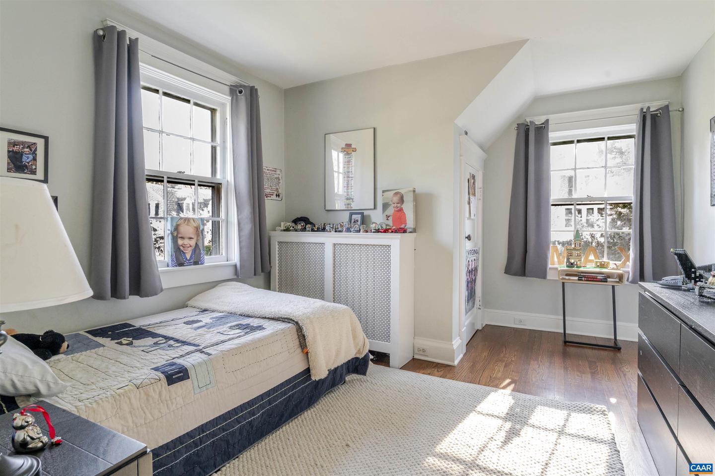 1826 WAYSIDE PL, CHARLOTTESVILLE, Virginia 22903, 4 Bedrooms Bedrooms, ,4 BathroomsBathrooms,Residential,For sale,1826 WAYSIDE PL,673270 MLS # 673270