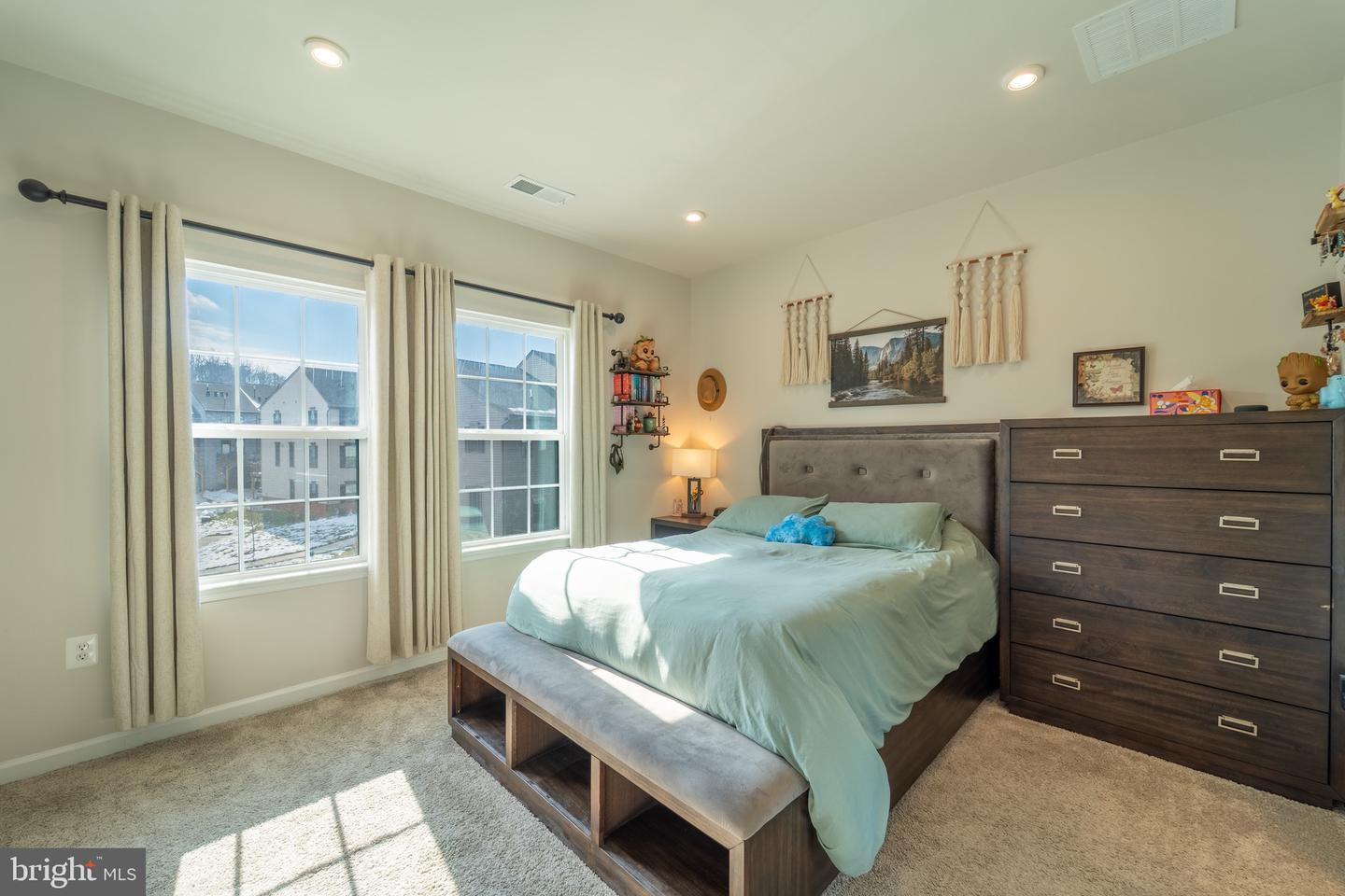 1012 ALUM SPRING RD, FREDERICKSBURG, Virginia 22401, 3 Bedrooms Bedrooms, 6 Rooms Rooms,3 BathroomsBathrooms,Residential,For sale,1012 ALUM SPRING RD,VAFB2009666 MLS # VAFB2009666