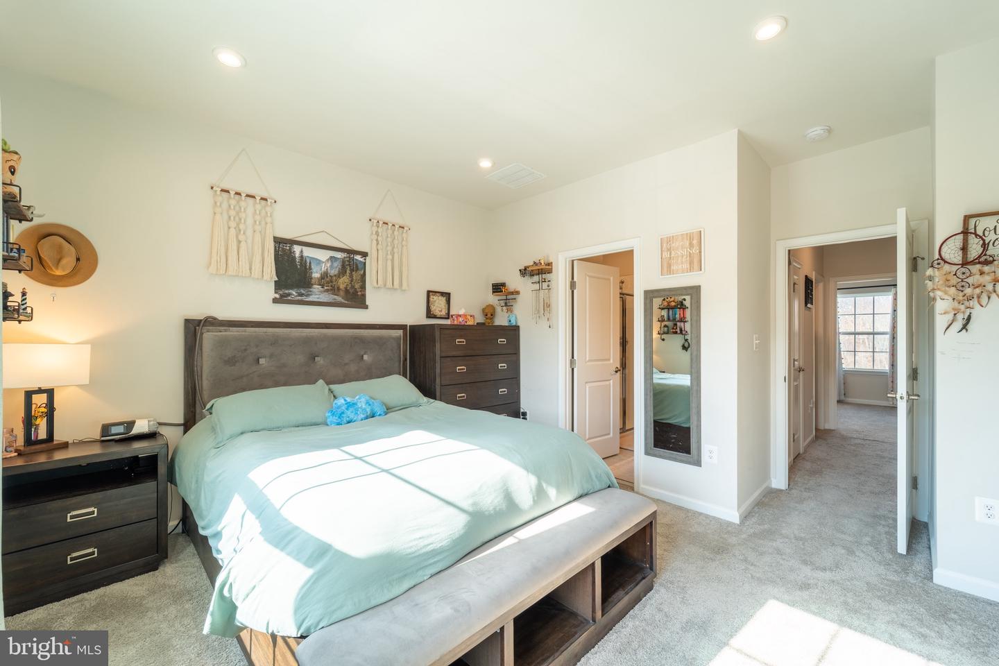 1012 ALUM SPRING RD, FREDERICKSBURG, Virginia 22401, 3 Bedrooms Bedrooms, 6 Rooms Rooms,3 BathroomsBathrooms,Residential,For sale,1012 ALUM SPRING RD,VAFB2009666 MLS # VAFB2009666