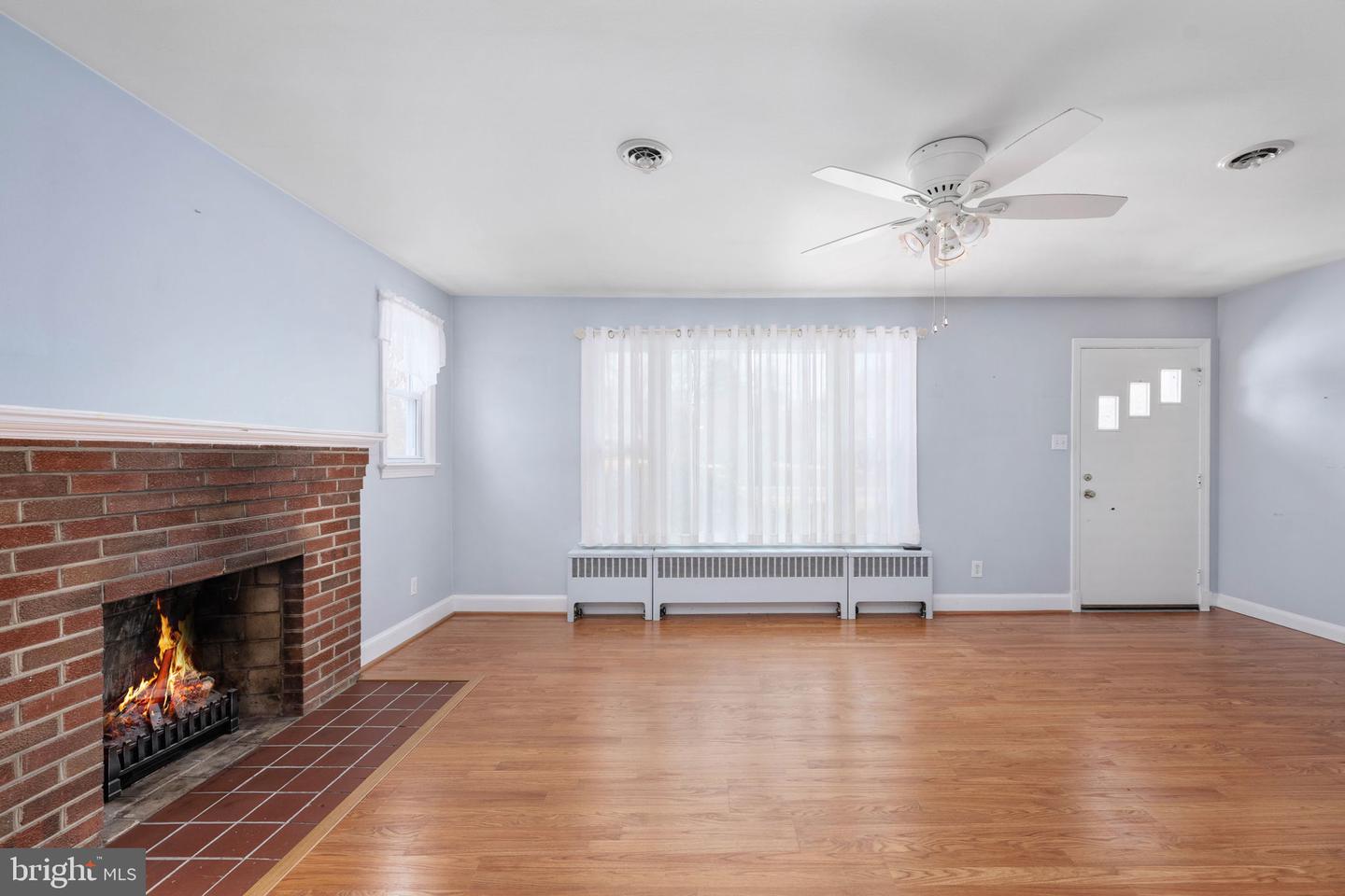 23 WAKEFIELD AVE, FREDERICKSBURG, Virginia 22405, 3 Bedrooms Bedrooms, ,1 BathroomBathrooms,Residential,For sale,23 WAKEFIELD AVE,VAST2046166 MLS # VAST2046166