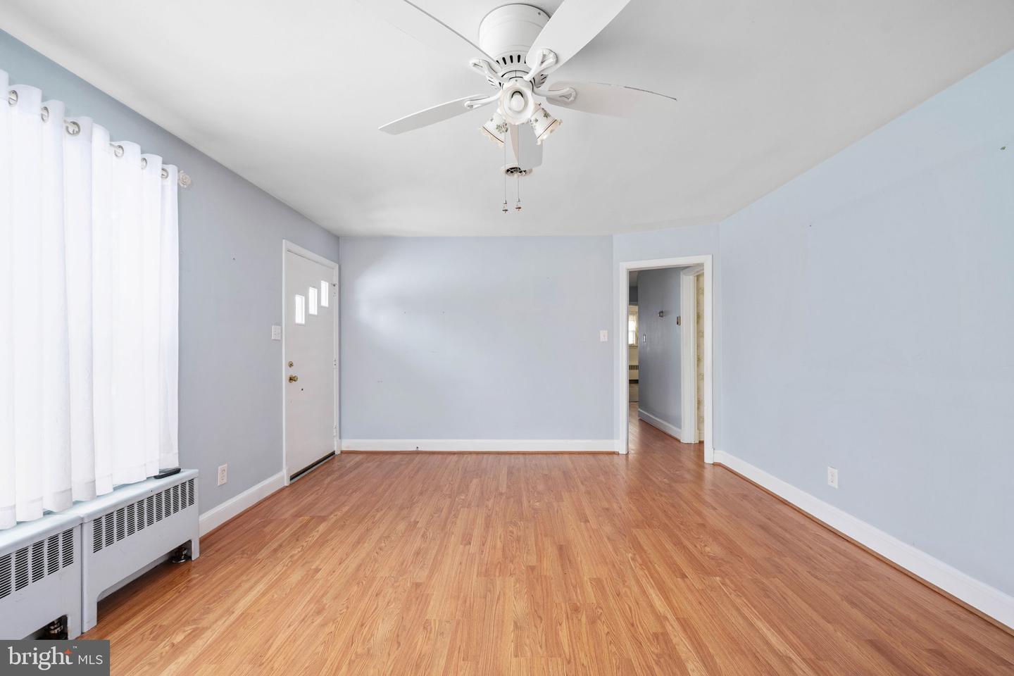 23 WAKEFIELD AVE, FREDERICKSBURG, Virginia 22405, 3 Bedrooms Bedrooms, ,1 BathroomBathrooms,Residential,For sale,23 WAKEFIELD AVE,VAST2046166 MLS # VAST2046166