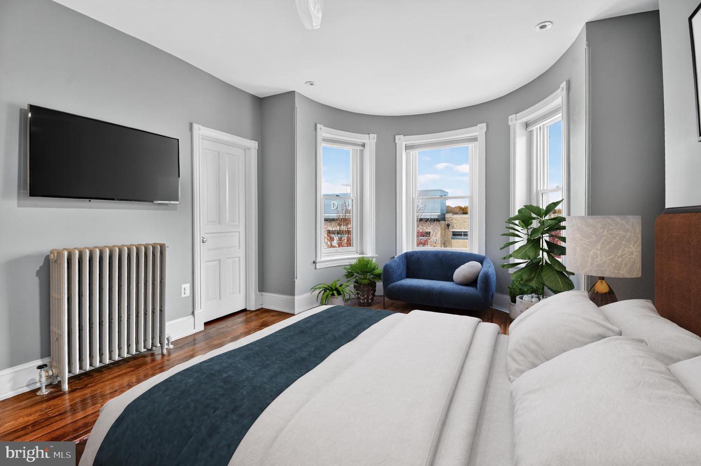 216 N ST NW, WASHINGTON, District Of Columbia 20001, 3 Bedrooms Bedrooms, 6 Rooms Rooms,2 BathroomsBathrooms,Residential,For sale,216 N ST NW,DCDC2246236 MLS # DCDC2246236