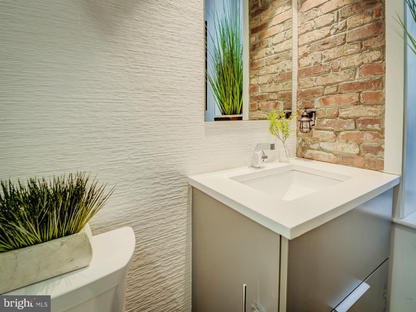 3527 14TH ST NW #2, WASHINGTON, District Of Columbia 20010, 1 Bedroom Bedrooms, ,1 BathroomBathrooms,Residential,For sale,3527 14TH ST NW #2,DCDC2246238 MLS # DCDC2246238