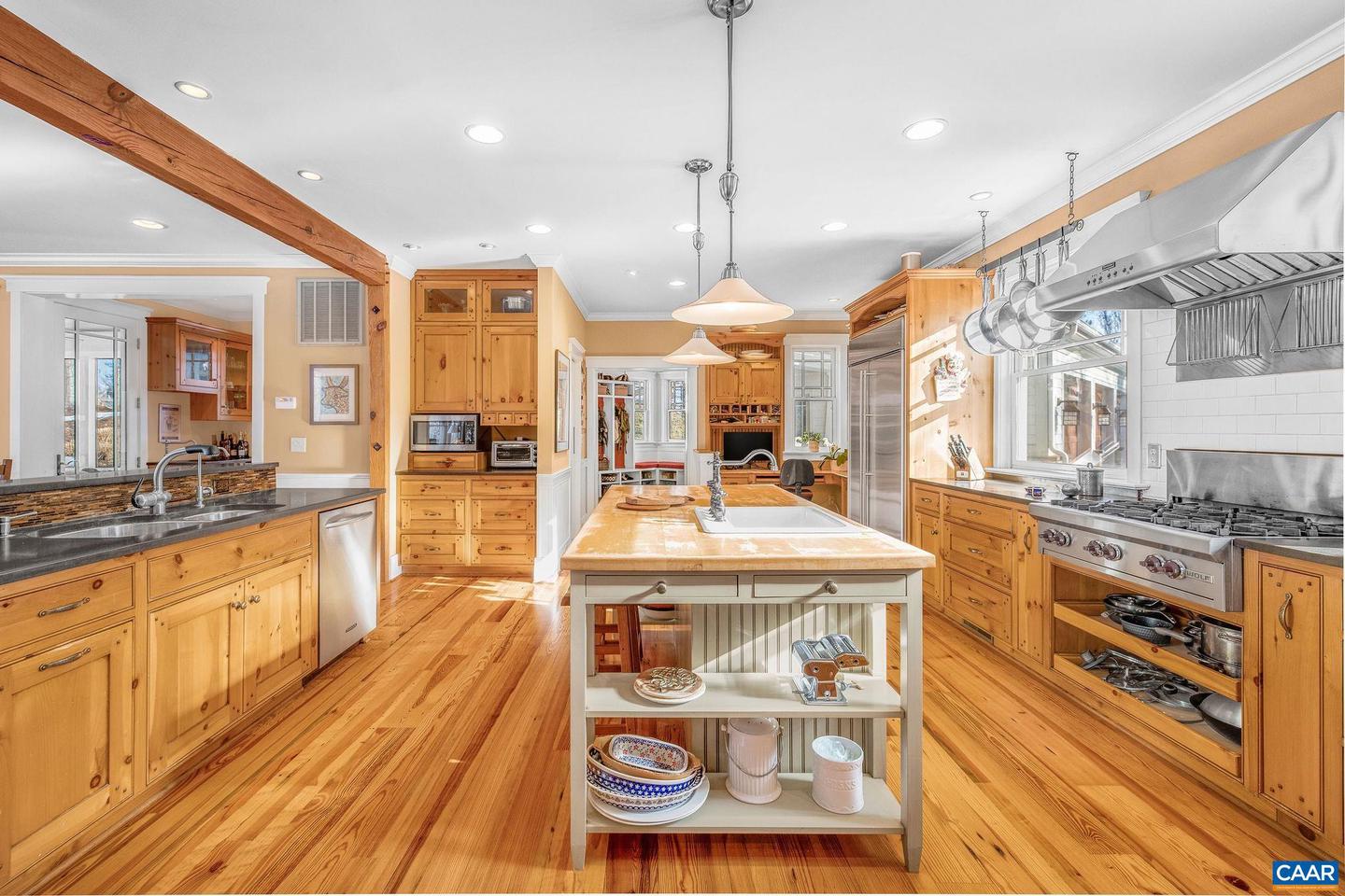 3135 ROCKS FARM CT, CHARLOTTESVILLE, Virginia 22903, 5 Bedrooms Bedrooms, ,4 BathroomsBathrooms,Residential,For sale,3135 ROCKS FARM CT,673280 MLS # 673280