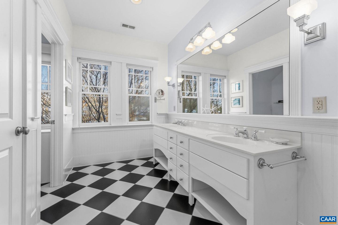 3135 ROCKS FARM CT, CHARLOTTESVILLE, Virginia 22903, 5 Bedrooms Bedrooms, ,4 BathroomsBathrooms,Residential,For sale,3135 ROCKS FARM CT,673280 MLS # 673280